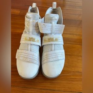 Used - Nike Lebron Soldier Gold Metal